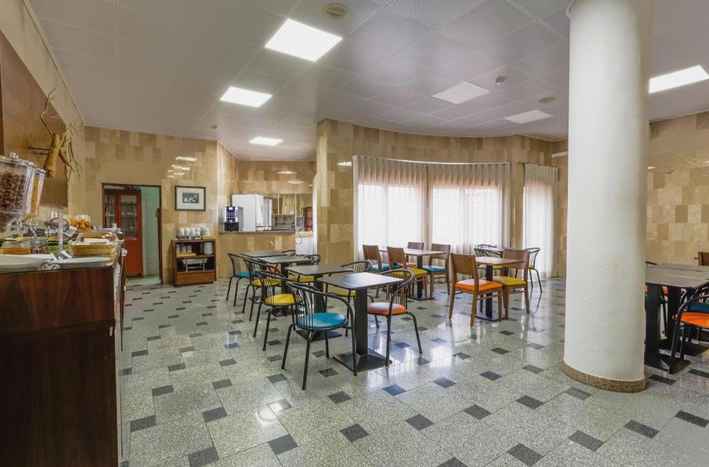 Hotel Arangues