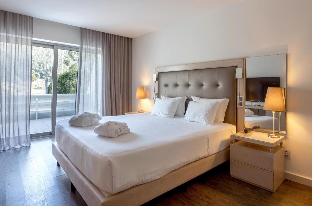 Hotel 4* com spa na Costa Verde (Portugal)